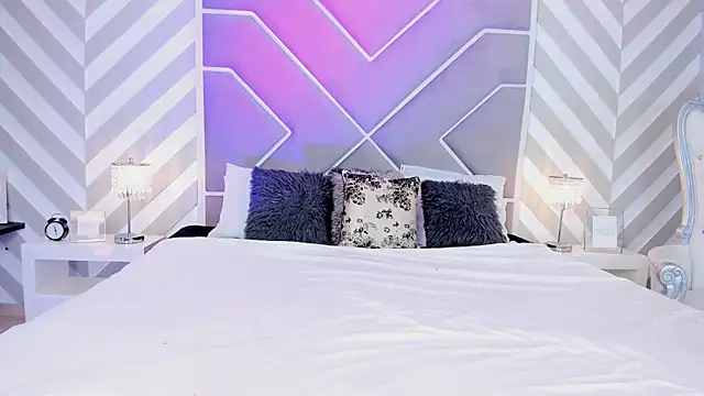 Snapshot of MissMahala_ chatting on 11-05-25, 07:36 MissMahala online show from 11-05-25, 07:36