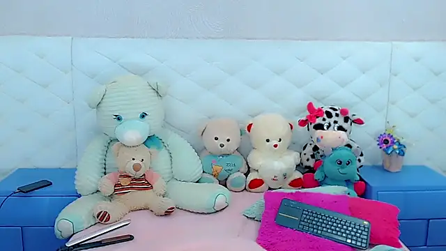 hanna sweett34 online show from 12-17-25, 04:29