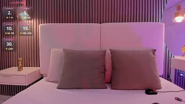 annie clarkson online show from 12-16-25, 07:41