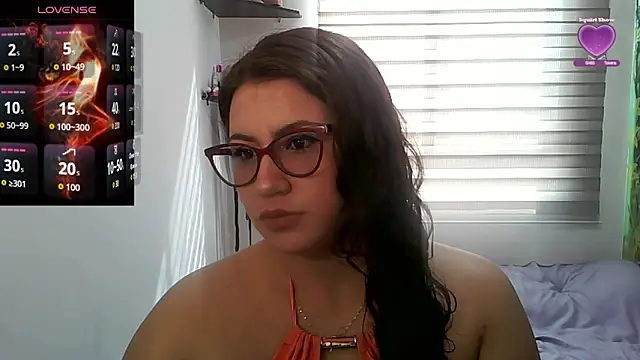 Vesper Vixen online show from 09-17-25, 01:35