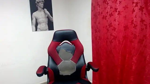 Snapshot of gracewoe chatting on 10-20-25, 01:22 gracewoe online show from 10-20-25, 01:22