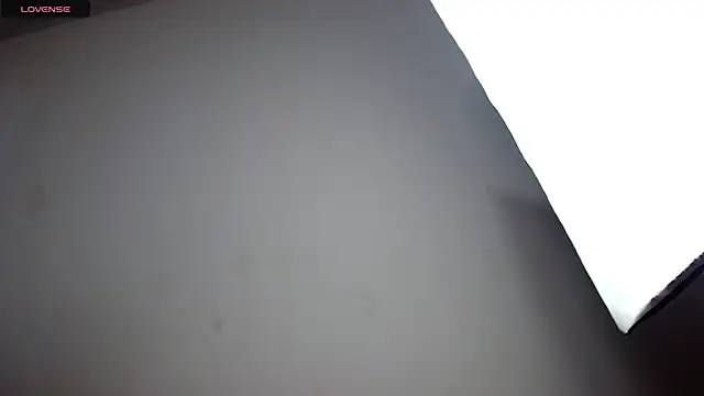 Snapshot of gracewoe chatting on 10-30-25, 04:03 gracewoe online show from 10-30-25, 04:03