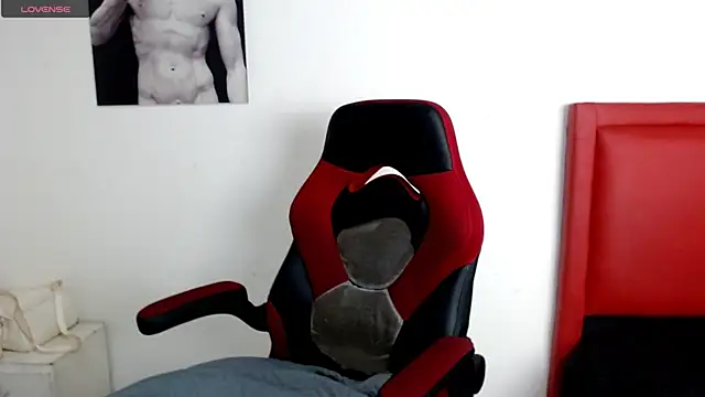 Snapshot of gracewoe chatting on 11-03-25, 03:41 gracewoe online show from 11-03-25, 03:41