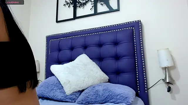 Snapshot of gracewoe chatting on 11-06-25, 03:18 gracewoe online show from 11-06-25, 03:18