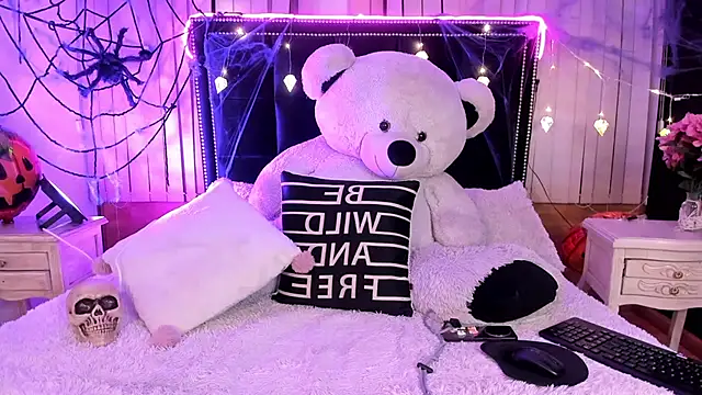 Rosita se online show from 10-15-25, 02:44