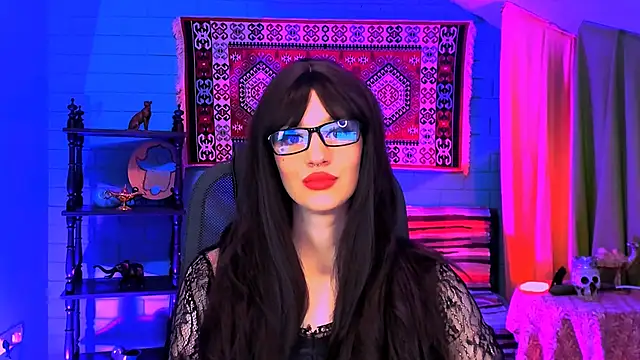 AliceWelch  online show from 10-08-25, 08:12