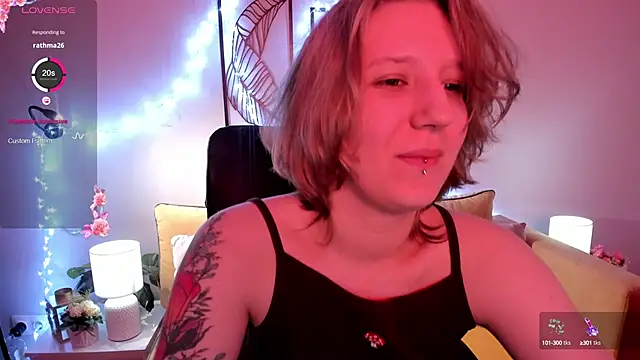 Hailey Foxy online show from 10-16-25, 09:43