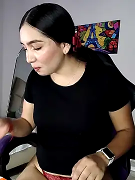 laura  carmona online show from 09-26-25, 12:09