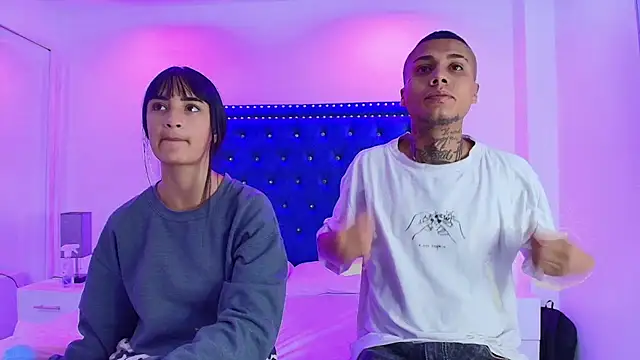 Damian and roxanne online show from 11-30-25, 12:31