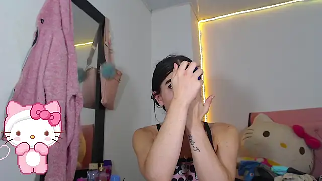 valentinat fun online show from 09-14-25, 11:15