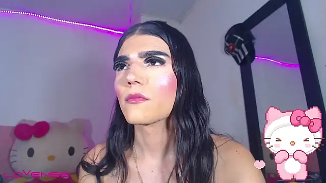 valentinat fun online show from 10-26-25, 08:20