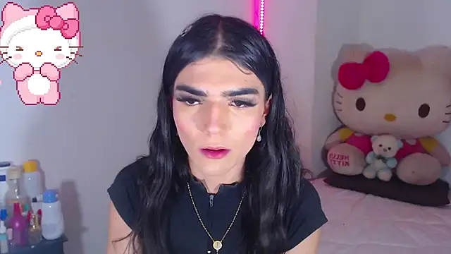 valentinat fun online show from 10-31-25, 06:03