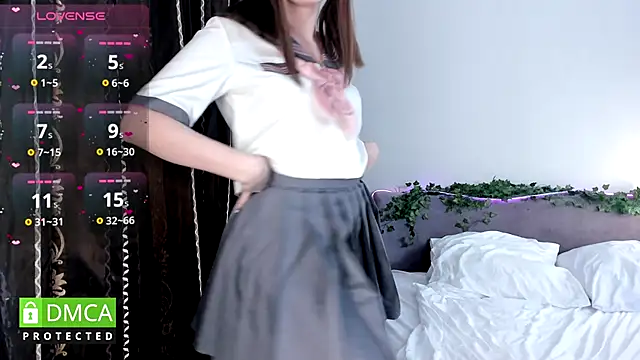 KyotoGlow online show from 10-02-25, 08:32