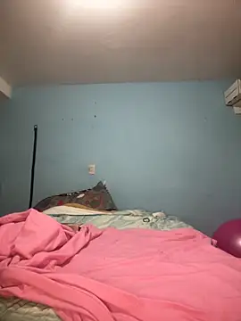 Snapshot of wondeful_lee9 chatting on 10-13-25, 12:21 wondeful lee9 online show from 10-13-25, 12:21