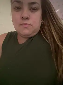 bruna438 online show from 04-15-26, 06:26