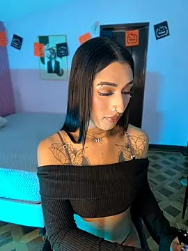  Denisse444 online show from 10-21-25, 09:04