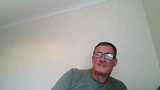 goldenman59 online show from 09-10-25, 11:43