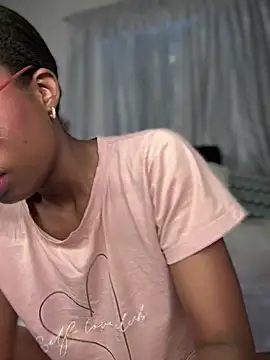 AmyRoss 1 online show from 10-07-25, 01:30