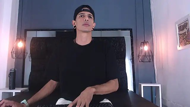 Franvill Trato online show from 10-08-25, 07:11