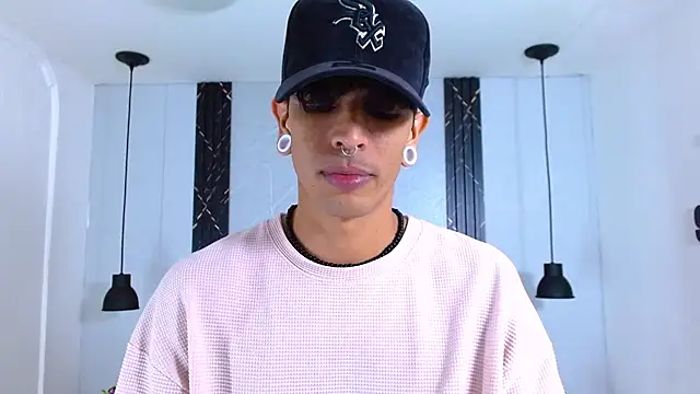 Franvill Trato online show from 10-29-25, 07:15