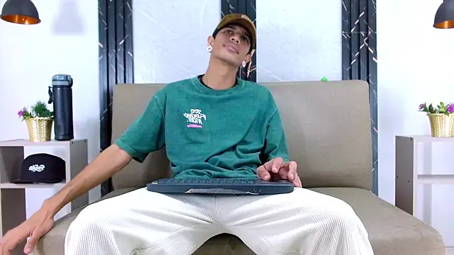 Franvill Trato online show from 11-15-25, 05:20