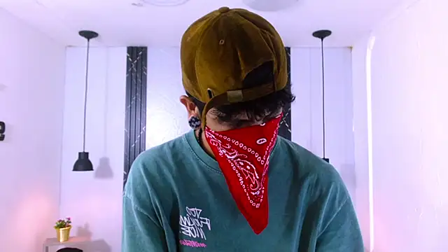 Franvill Trato online show from 01-14-26, 07:52