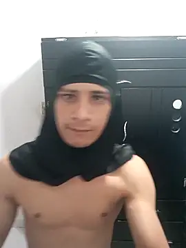 Snapshot of hechizo777 chatting on 12-01-25, 04:12 hechizo777 online show from 12-01-25, 04:12