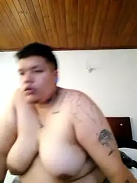 Yulian bigclit7 online show from 12-15-25, 10:25