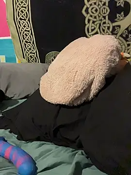 Harleesinn online show from 11-17-25, 04:51