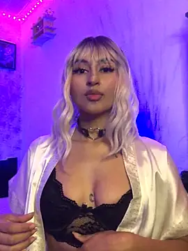 Samara SaenzV online show from 10-19-25, 05:30