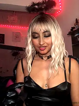 Samara SaenzV online show from 11-01-25, 05:53