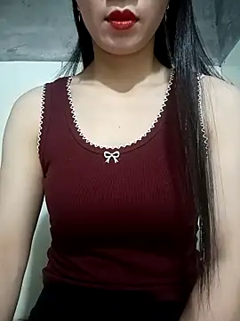 Vyvyy06 online show from 09-15-25, 04:45