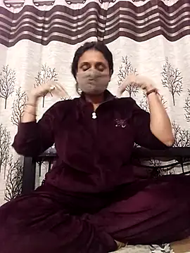 Snapshot of Gullapi chatting on 01-17-26, 05:49 Gullapi online show from 01-17-26, 05:49