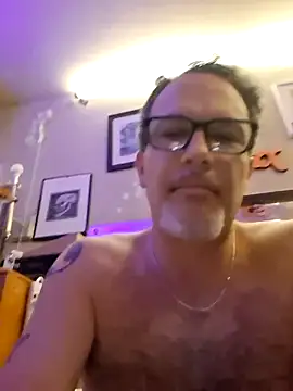 Snapshot of Slinkypoppet chatting on 11-09-25, 10:24 Slinkypoppet online show from 11-09-25, 10:24