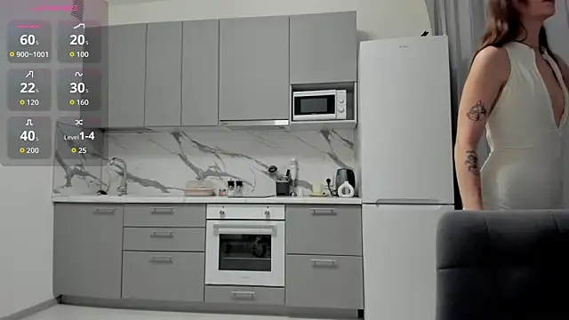 Miriamleroy  online show from 10-14-25, 07:14