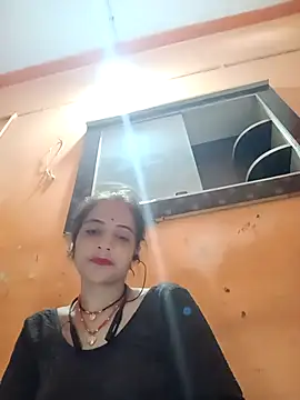 Snapshot of Miss_143 chatting on 09-23-25, 07:00 Miss 143 online show from 09-23-25, 07:00