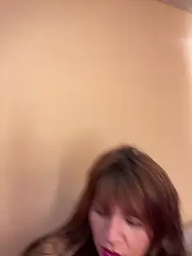 Snapshot of Isisflame chatting on 12-05-25, 01:31 Isisflame online show from 12-05-25, 01:31