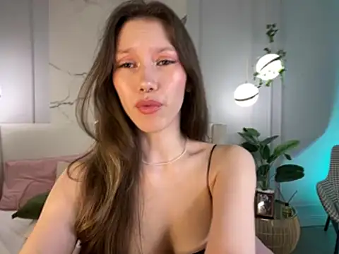 MaryNixon  online show from 03-20-26, 05:23