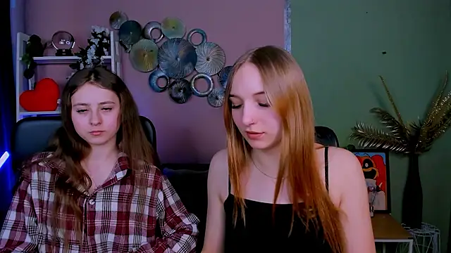 keylas moan online show from 02-05-26, 01:38