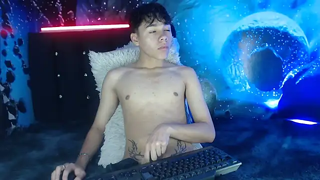 SemerHott online show from 11-02-25, 01:24