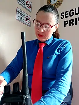 Hannah-colx online show from 10-21-25, 01:12