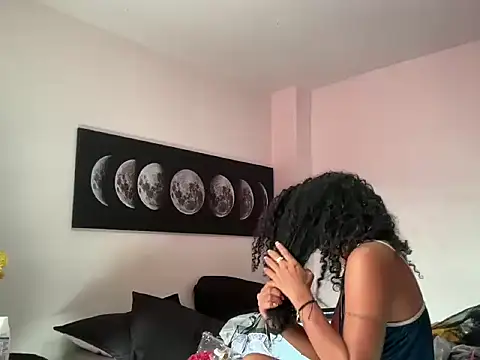 Snapshot of sexycalipso chatting on 10-29-25, 01:57 sexycalipso online show from 10-29-25, 01:57