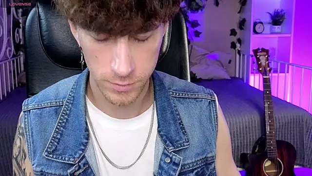 mark caron online show from 10-17-25, 08:33