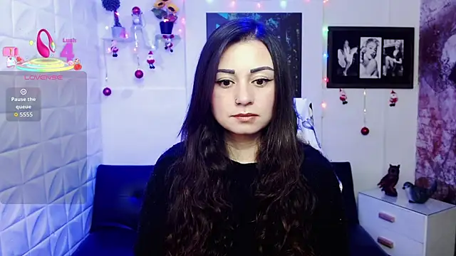 Eva Roussell online show from 12-16-25, 03:39