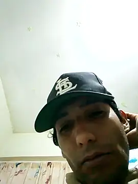 Snapshot of Ramirez4209 chatting on 09-17-25, 01:57 Ramirez4209 online show from 09-17-25, 01:57