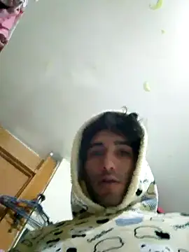 Snapshot of Ramirez4209 chatting on 10-15-25, 07:25 Ramirez4209 online show from 10-15-25, 07:25