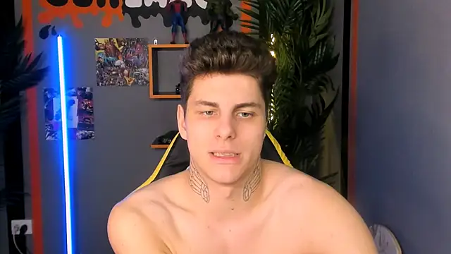 Snapshot of JackWolw chatting on 11-19-25, 06:46 JackWolw online show from 11-19-25, 06:46