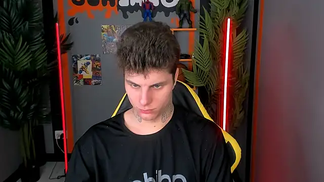 Snapshot of JackWolw chatting on 11-24-25, 07:19 JackWolw online show from 11-24-25, 07:19