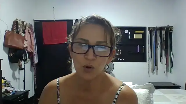 MiaVega online show from 02-12-26, 03:07