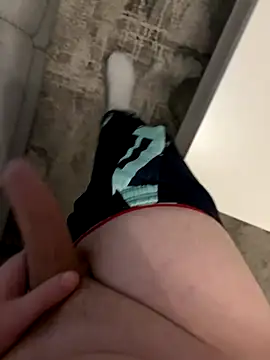 Snapshot of cook907920 chatting on 11-15-25, 02:46 cook907920 online show from 11-15-25, 02:46